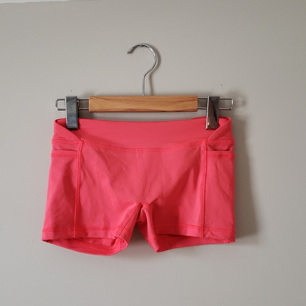 Ivivva lululemon hot neon pink booty shorts